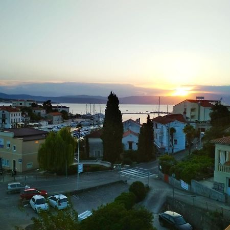 Apartments Matuc Malinska Bagian luar foto