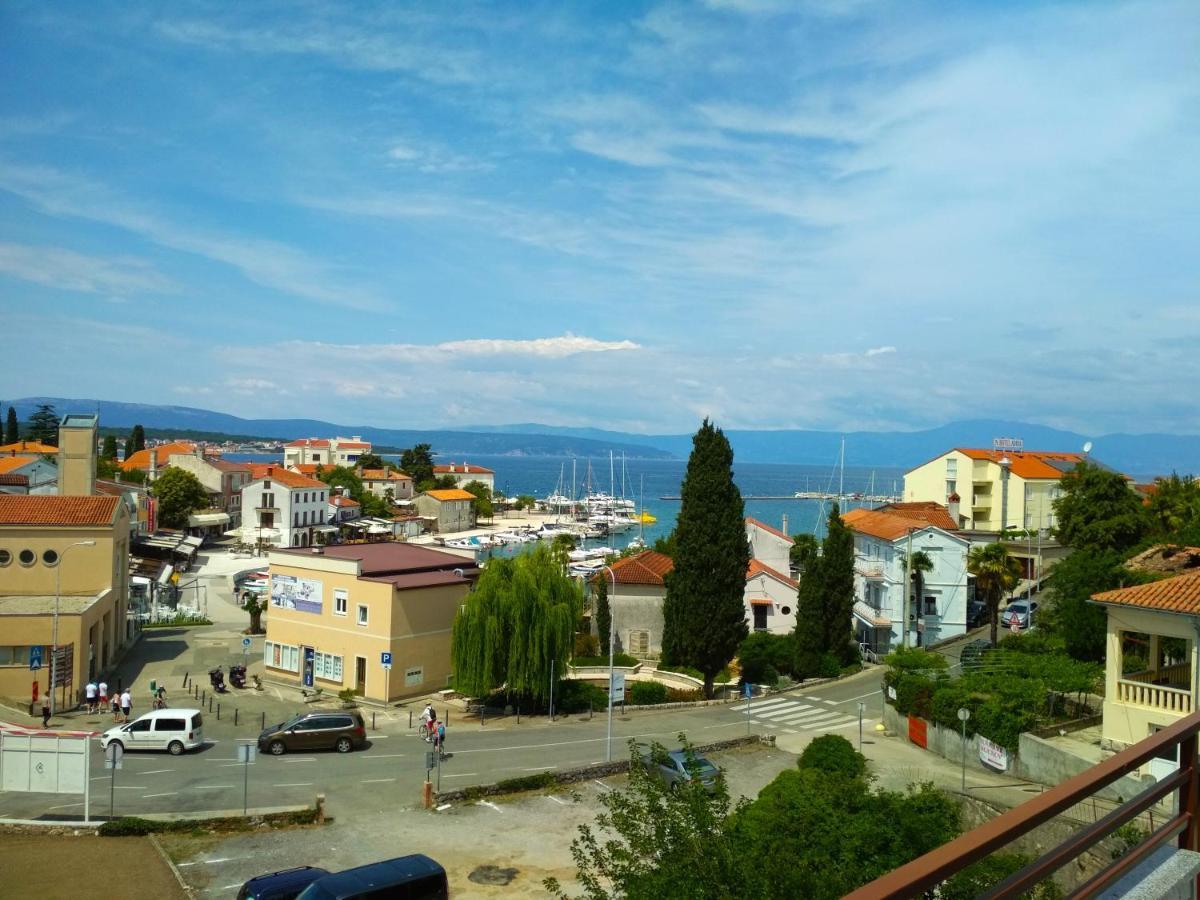 Apartments Matuc Malinska Bagian luar foto