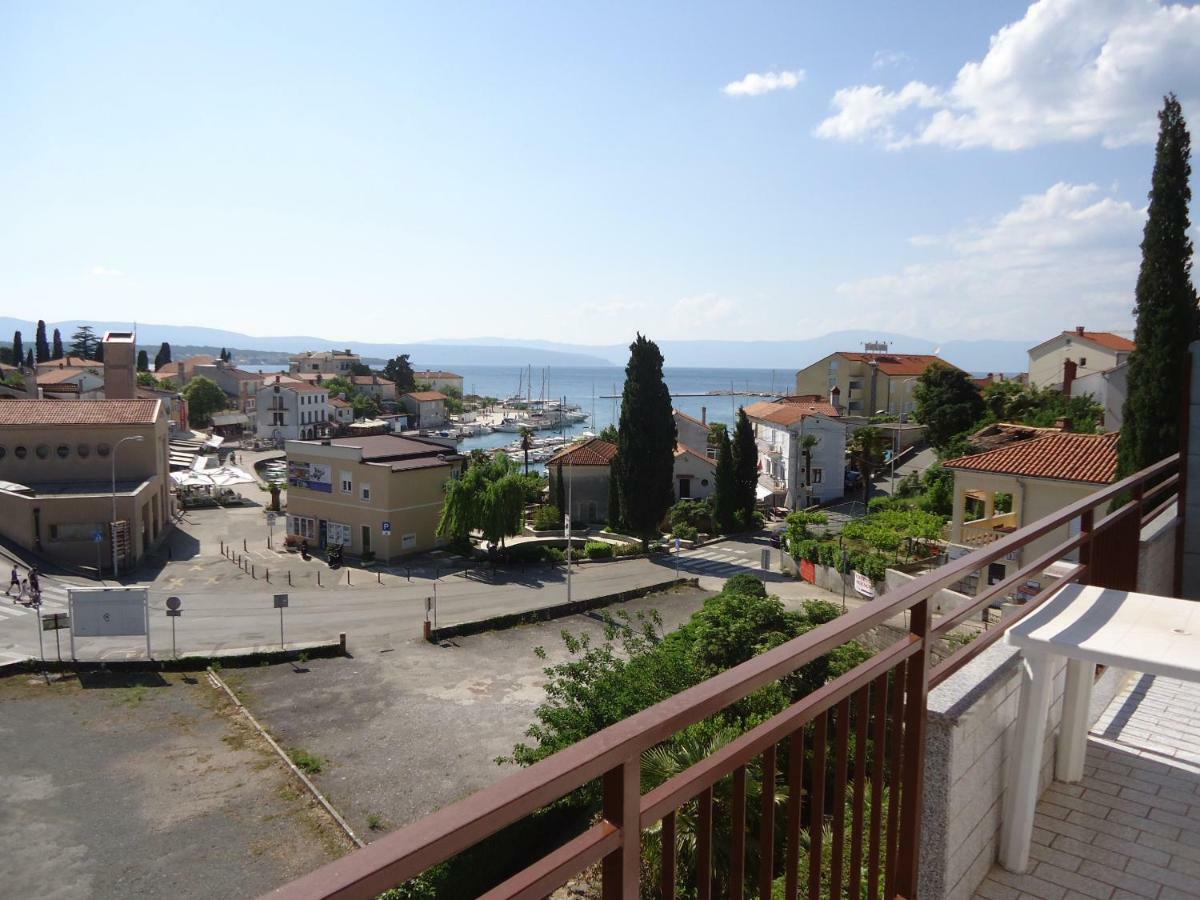 Apartments Matuc Malinska Bagian luar foto