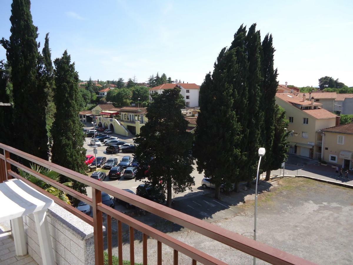 Apartments Matuc Malinska Bagian luar foto