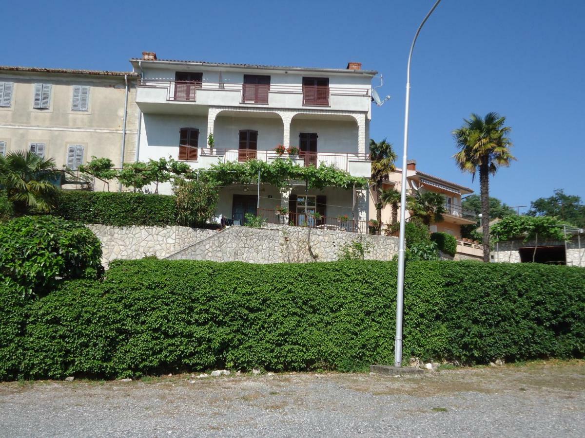 Apartments Matuc Malinska Bagian luar foto