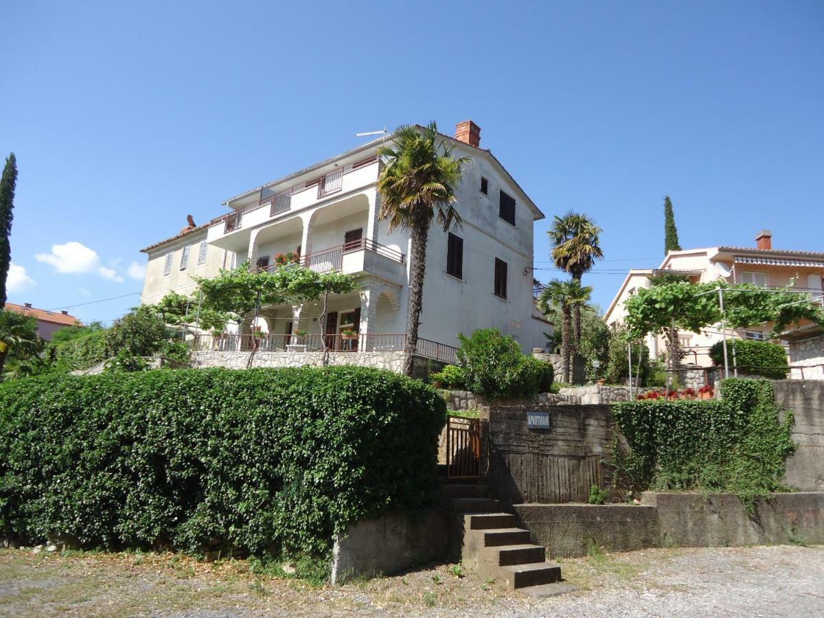 Apartments Matuc Malinska Bagian luar foto