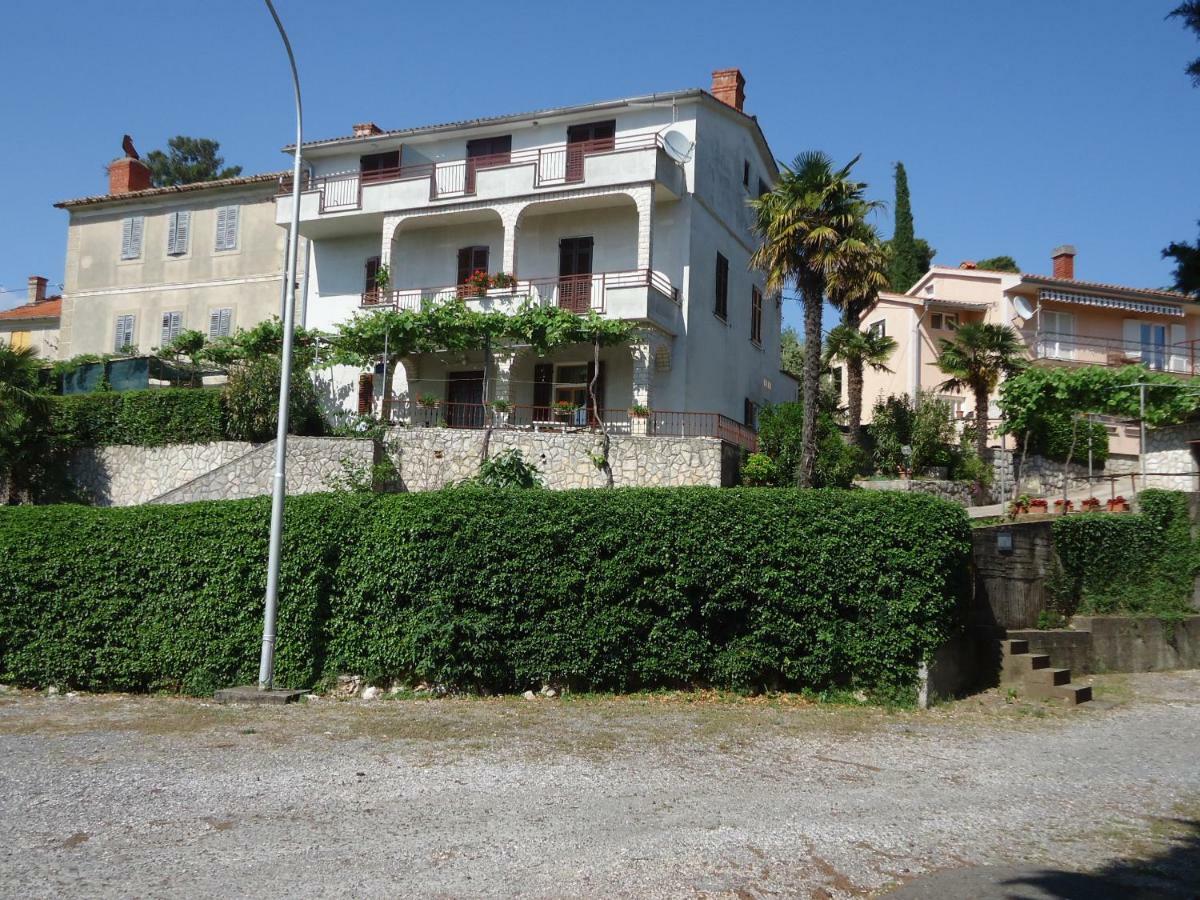 Apartments Matuc Malinska Bagian luar foto